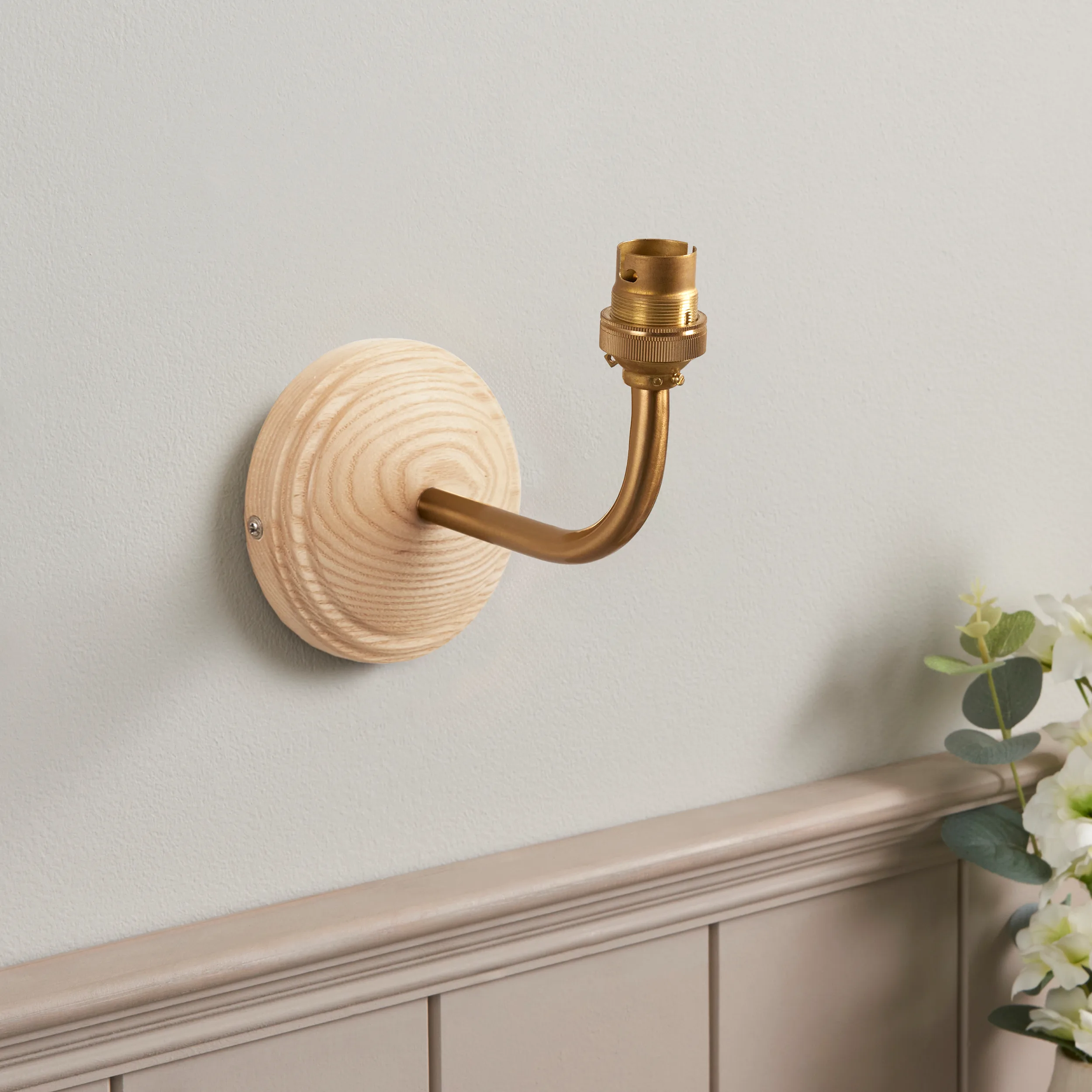 Wall Lighting - Endon Wood Arc Wall Fitting (115076) - View 2
