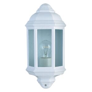 Searchlight Maine Outdoor Wall Light White Metal & Clear Glass