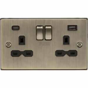 ML Accessories - Knightsbridge Antique Brass 13A 2G SP Switched Socket with Dual USB A+C (5V DC 4.0A shared) with Insert (CS9940AB)