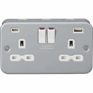 Metal Clad Range - Knightsbridge Silver/Grey Metal Clad 13A 2G SP Switched Socket with dual USB C+A 5V DC 4.0A [shared] (MR9940)