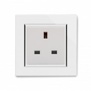 White Chrome Trim - Retrotouch Crystal CT Single 13A UK Unswitched Socket White (04041)