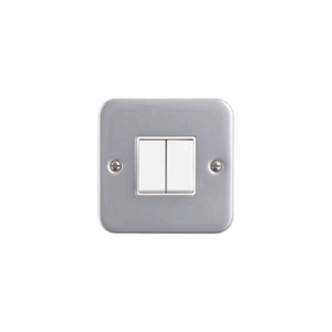 Saxby Electrical Metal Clad 10ax 2g 2-way Switch (MC102)
