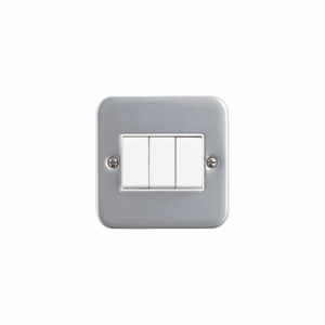 Saxby Electrical Metal Clad 10ax 3g 2-way Switch (MC103)