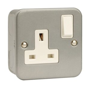 Click Scolmore - Click Metal Clad 1 Gang 13A Dp Switched Socket Outlet (CL035)
