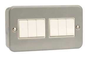 Click Scolmore - Click Metal Clad 6 Gang 2 Way 10Ax Switch (CL105)