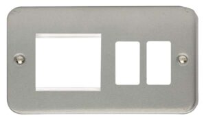 Click Scolmore - Click Metal Clad Hotel Accessory Plate 2 Gang GridPro Frontplate With Twin New Media Aperture With Back Box (CL31102)