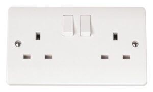 Click Scolmore - Click Mode 13A 2 Gang Dp Switched Socket Outlet Clean Earth (CMA037)