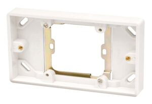 Click Scolmore - Click Mode 1 Gang To 2 Gang 16Mm Deep Converter Pattress (CMA091)