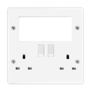 Click Scolmore - Click Mode 2 Gang 3 Pin Safety Shutter Switched Socket With Quad New Media Apertures (CMA604)