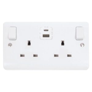 Click Mode 2G 13A Type A & C Usb Skt 4.2A Cma