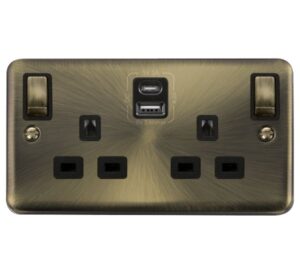 Click Scolmore - Click Deco Plus 2G 13A Switch Skt 4.2A A&C Usb Ingot Dpab Bk (DPAB586BK)