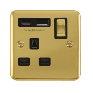 Click Scolmore - Click Deco Plus Ingot 13A 1 Gang Switched Safety Shutter Socket Outlet With Type A & C Usb (4A) Outlets Polished Brass Black Inserts (DPBR585BK)