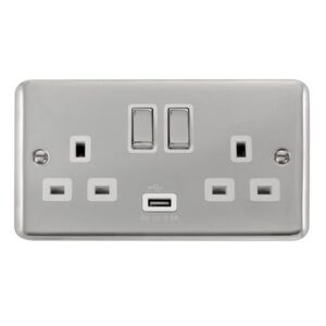 Click Scolmore - Click Deco Plus 13A Ingot 2 Gang Switched Sockets With 2.1A Usb Outlet (Twin Earth) (DPCH570WH)