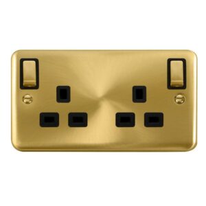 Click Scolmore - Click Deco Plus 13A 2Gang Outboard Switch Skt Dp Sb Bk (DPSB836BK)