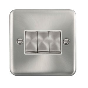 Click Scolmore - Click Deco Plus 10Ax Ingot 3 Gang 2 Way Plate Switch (DPSC413WH)