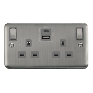 Click Scolmore - Click Deco Plus 13A Ingot 2 Gang Switched Safety Shutter Socket Outlet With Type A & C Usb (4.2A) Outlets (DPSS586GY)