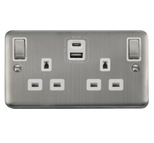 Click Scolmore - Click Deco Plus 2G 13A Switch Skt 4.2A A&C Usb Ingot Dpss Wh (DPSS586WH)