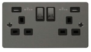 Click Define 13A Ingot 2 Gang Switched Socket With Twin 2.1A Usb Outlets (4.2A) (Twin Earth)