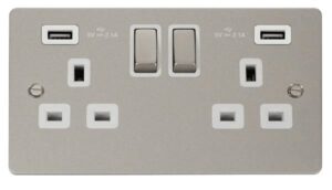 Click Scolmore - Click Define 13A Ingot 2 Gang Switched Socket With Twin 2.1A Usb Outlets (4.2A) (Twin Earth) (FPPN580WH)