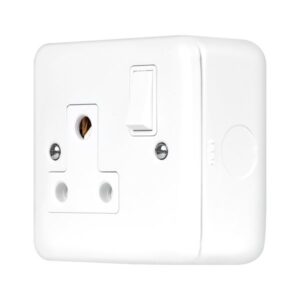 Click Scolmore - Click Metal Clad Pro 15A Round Pin Socket Outlet Polar White (MCP034PW)
