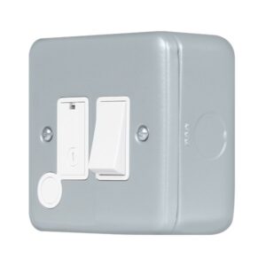 Click Scolmore - Click Metal Clad Pro 13A Switched Fused Connection With Flex Outlet With Optional Flex Outlet (MCP051)