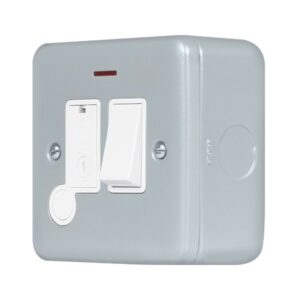 Click Scolmore - Click Metal Clad Pro 13A Switched Fused Connection With Flex Outlet With Optional Flex Outlet & Led (MCP052)