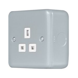 Click Metal Clad Pro 13A 1 Gang Safety Shutter Unswitched Socket Outlet
