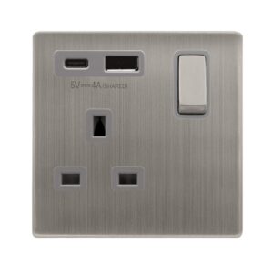 Click Scolmore - Click Definity Complete Definity Ingot 13A 1 Gang Switched Safety Shutter Socket Outlet With Type A & C Usb (4A) Outlets Stainless Steel Grey Inserts (SFSS585GY)