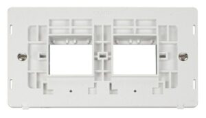 Click Scolmore - Click Definity 2 Gang Plate (2 X 2) Aperture Insert White (SIN404PW)