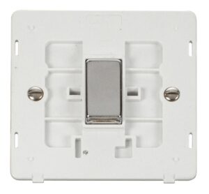 Click Scolmore - Click Definity Ingot 10Ax 1 Gang Intermediate Switch Insert White / Chrome (SIN425PWCH)