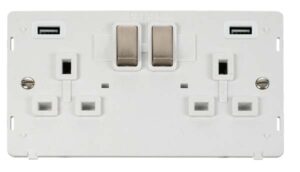 Click Scolmore - Click Definity 13A Ingot 2 Gang Switched Socket With Twin 2.1A Usb Outlets (4.2A) (Twin Earth) Insert (SIN580PWBS)