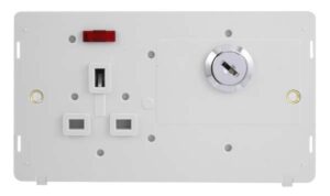 Click Scolmore - Click Definity 13A 1G Dp Lockable Skt Neon Sin Insrt Pw (SIN655PW)
