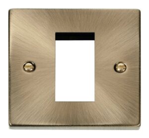 Click Scolmore - Click Deco Single Plate (Single Media Module Aperture) (VPAB310)