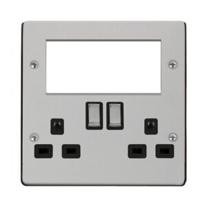 Click Scolmore - Click Deco 2 Gang 3 Pin Safety Shutter Switched Socket With Quad New Media Apertures (VPCH604BK)