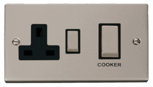 Click Scolmore - Click Deco Ingot 45A Dp Switch 13A Switched Socket Black (VPPN504BK)