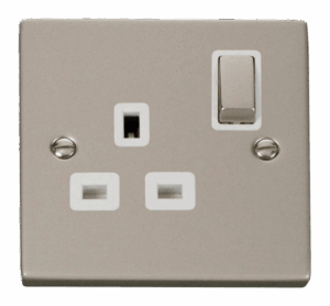 Click Scolmore - Click Deco 1 Gang 13A Dp Ingot Switched Socket Outlet White (VPPN535WH)