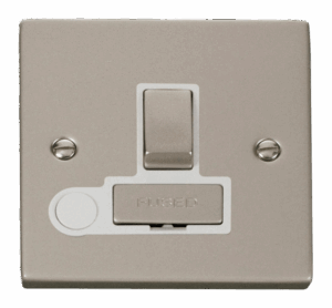 Click Scolmore - Click Deco 13A Fused Ingot Switched Connection Unit With Flex Outlet White (VPPN551WH)