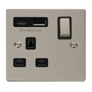 Click Scolmore - Click Deco Deco Ingot 13A 1 Gang Switched Safety Shutter Socket Outlet With Type A & C Usb (4A) Outlets Pearl Nickel Black Inserts (VPPN585BK)