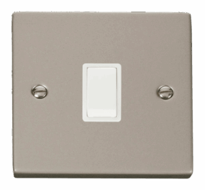 Click Scolmore - Click Deco 20A 1 Gang Dp Switch White (VPPN622WH)