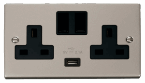 Click Scolmore - Click Deco 13A 2G Switched Socket With 2.1A Usb Outlet Black (VPPN770BK)