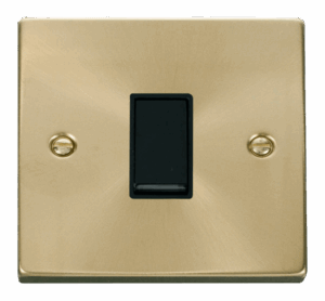 Click Scolmore - Click Deco 1 Gang Intermediate 10Ax Switch Black (VPSB025BK)