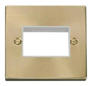 Click Scolmore - Click Deco 1 Gang Plate Triple Aperture White (VPSB403WH)