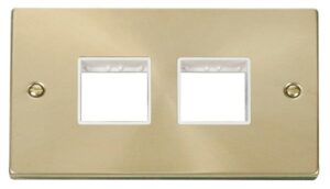 Click Scolmore - Click Deco 2 Gang Plate (2 X 2) Aperture White (VPSB404WH)