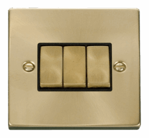 Click Scolmore - Click Deco 3 Gang 2 Way Ingot 10Ax Switch Black (VPSB413BK)
