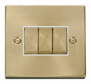 Click Scolmore - Click Deco 3 Gang 2 Way Ingot 10Ax Switch White (VPSB413WH)