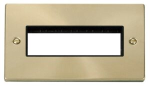Click Scolmore - Click Deco 2 Gang Plate 6 In-Line Aperture Black (VPSB426BK)