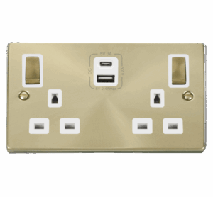 Click Scolmore - Click Deco 2G 13A Switch Skt 4.2A A&C Usb Ingot Vpsb Wh (VPSB586WH)
