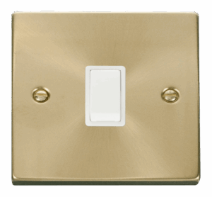 Click Scolmore - Click Deco 20A 1 Gang Dp Switch White (VPSB622WH)