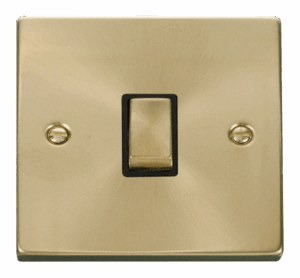 Click Scolmore - Click Deco 20A 1 Gang Dp Ingot Switch Black (VPSB722BK)