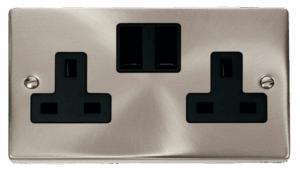 Click Scolmore - Click Deco 2 Gang 13A Dp Switched Socket Outlet Black (VPSC036BK)